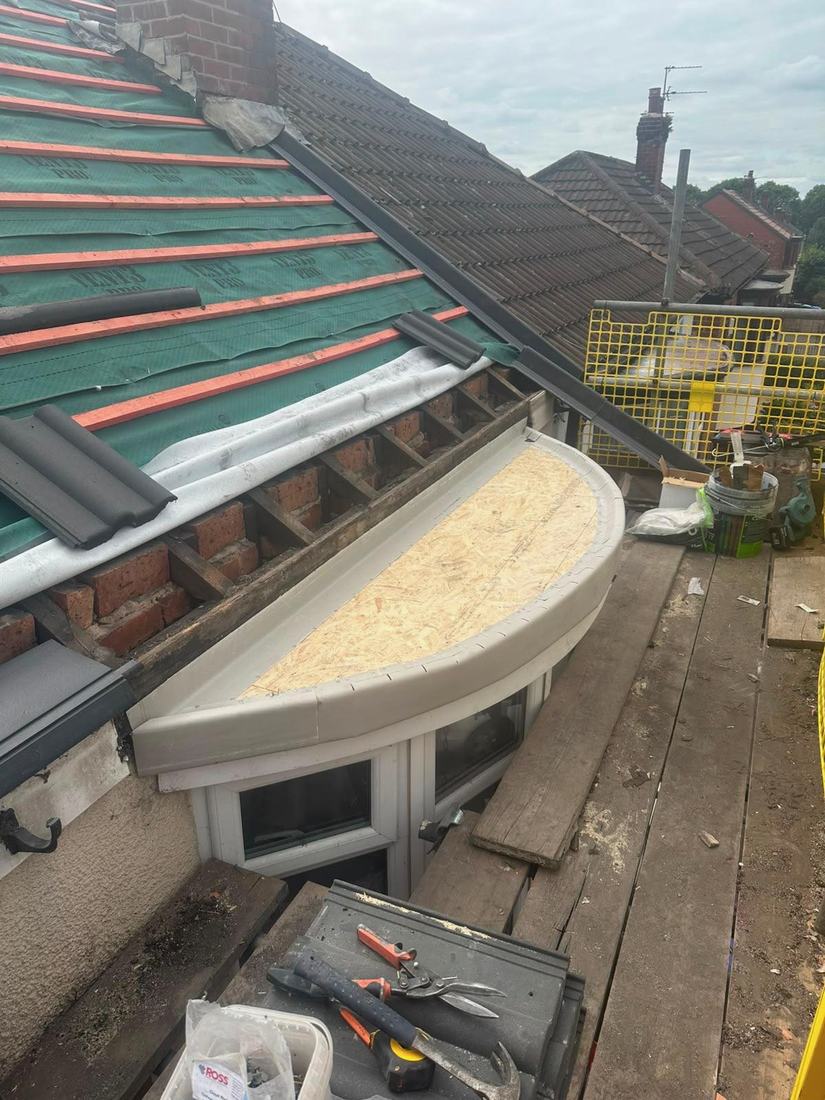 D & P job: bay roof, felt and battens